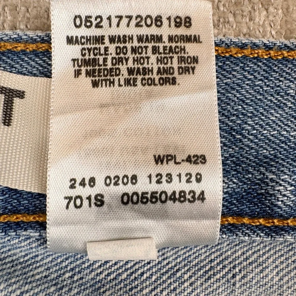 Vintage 02/06 Levis 550 Relaxed Fit Tapered Leg Blue Denim Jeans Mens 36x30 Y2K